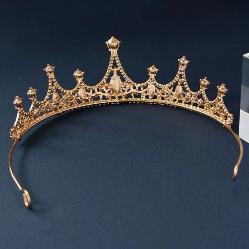 🆕Red Crystal Rhinestone Tiara Crown - Picture 3 of 5